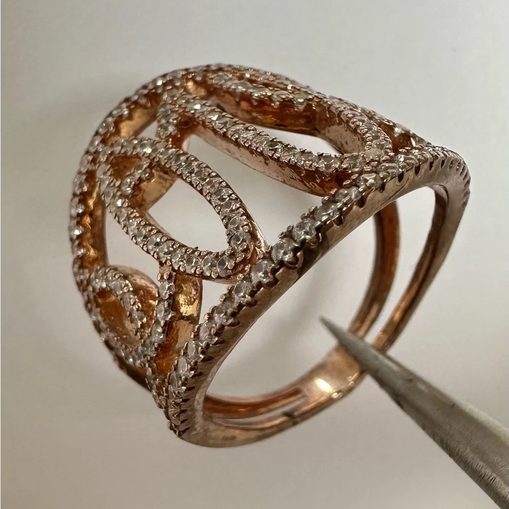 Rose Gold Openwork Pavé Crystal Ring - Women Jewelry